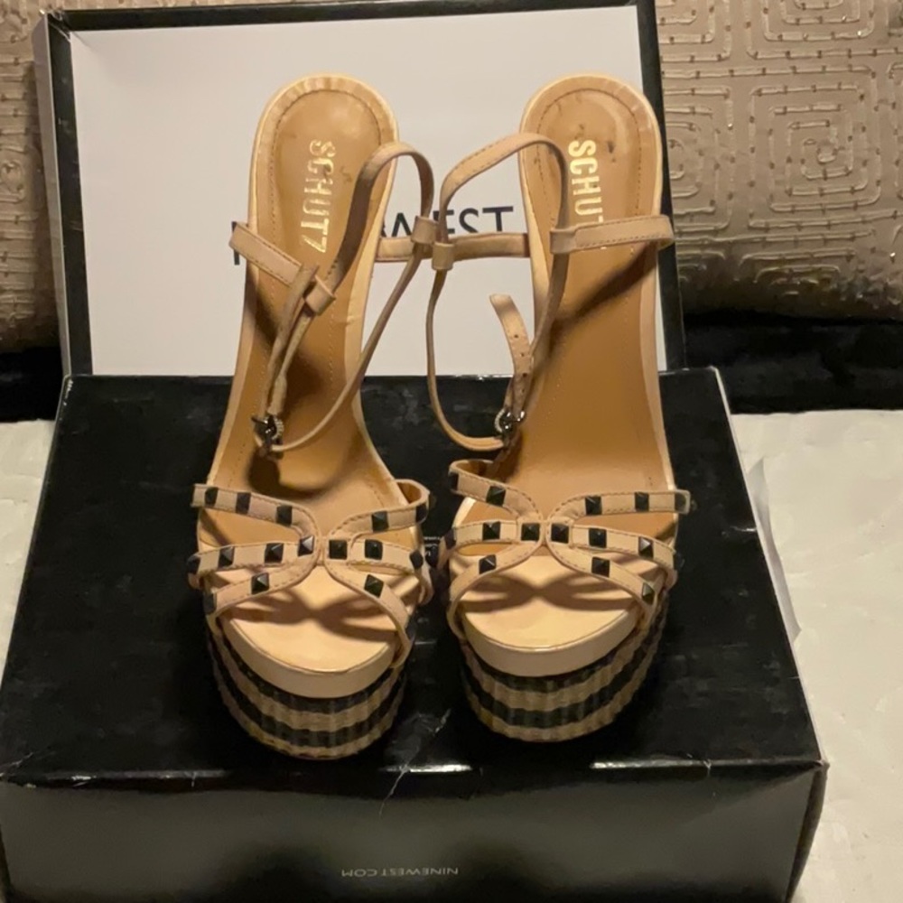 Schultz Heels - image 2